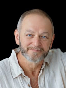 Михаил Капырин (Mike Azal)